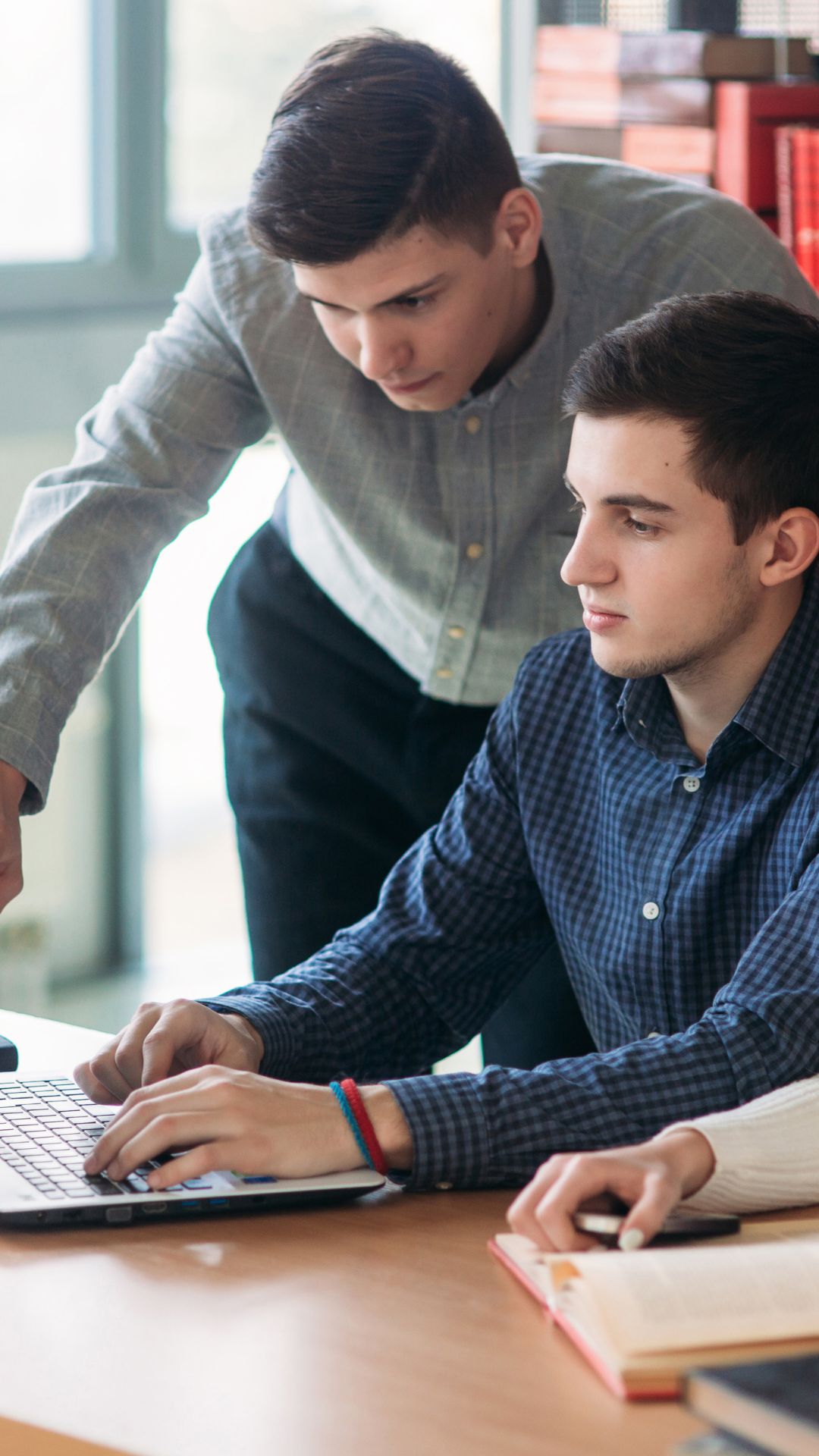 Aprenda com Professores Qualificados na UNIFAP Digital